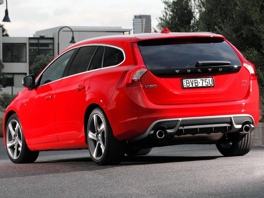  Volvo V60 R-Design 2011 года  (AU) (фото 9 из 16)